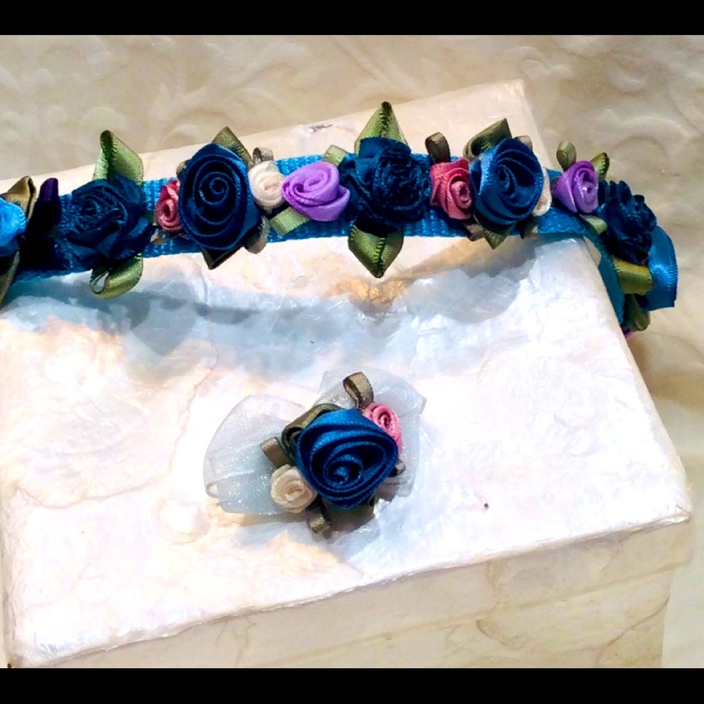 NWT Dog Collar silk flowers/Hair Bow
